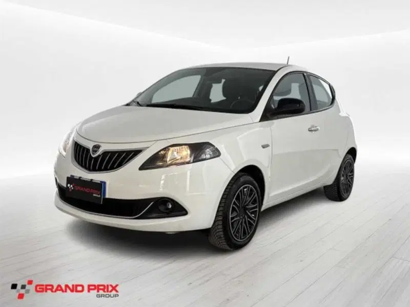 Lancia Ypsilon usata a Bologna