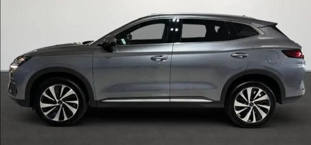 Byd Seal U DM-i nuova a Bologna (5)