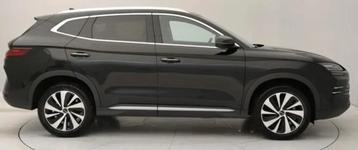 Byd Seal U DM-i nuova a Bologna (3)