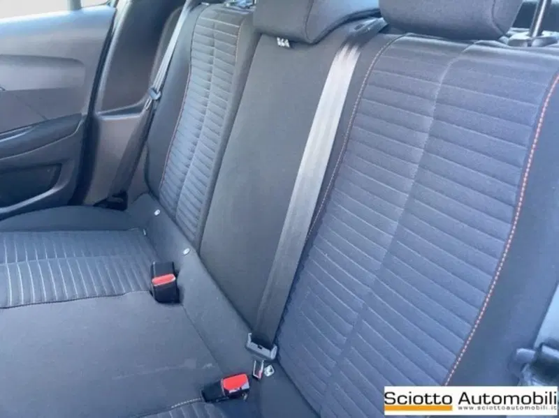 Peugeot 208 usata a Messina (13)