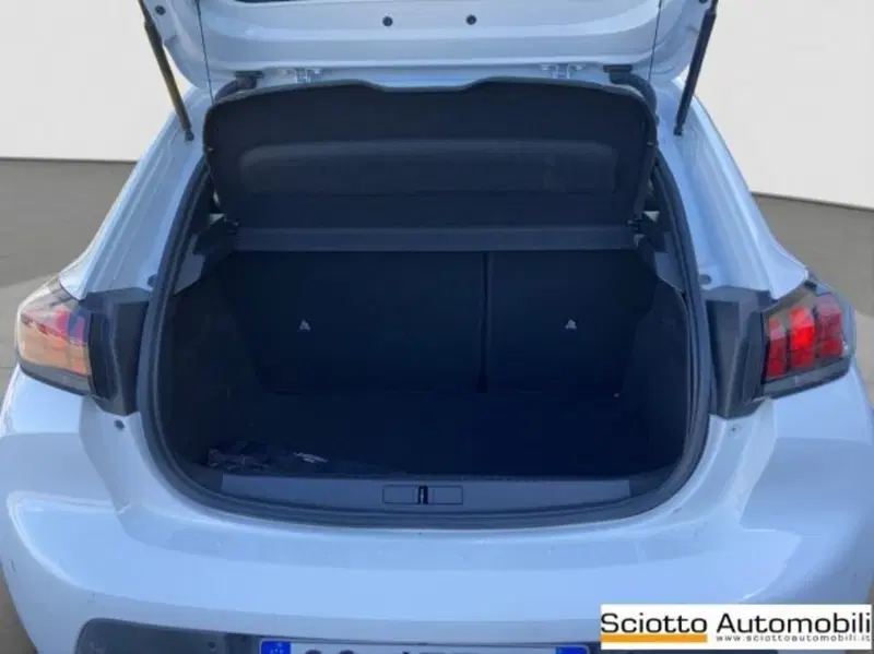Peugeot 208 usata a Messina (17)