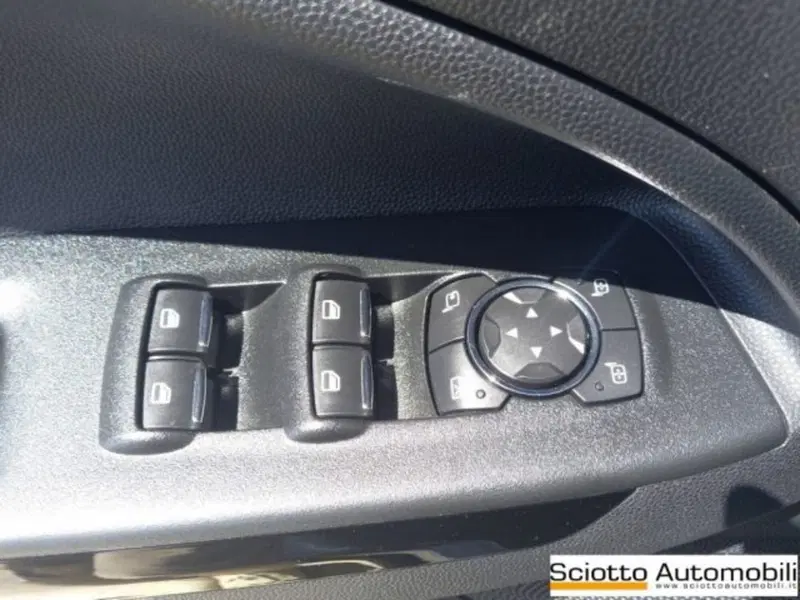 Ford EcoSport usata a Messina (12)