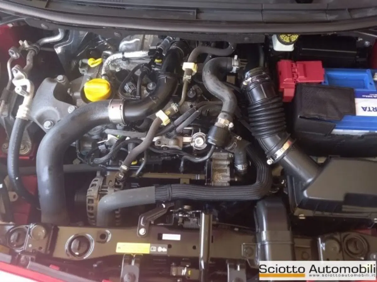 Nissan Micra usata a Messina (18)