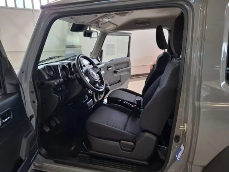 Suzuki Jimny usata a Reggio Emilia (9)