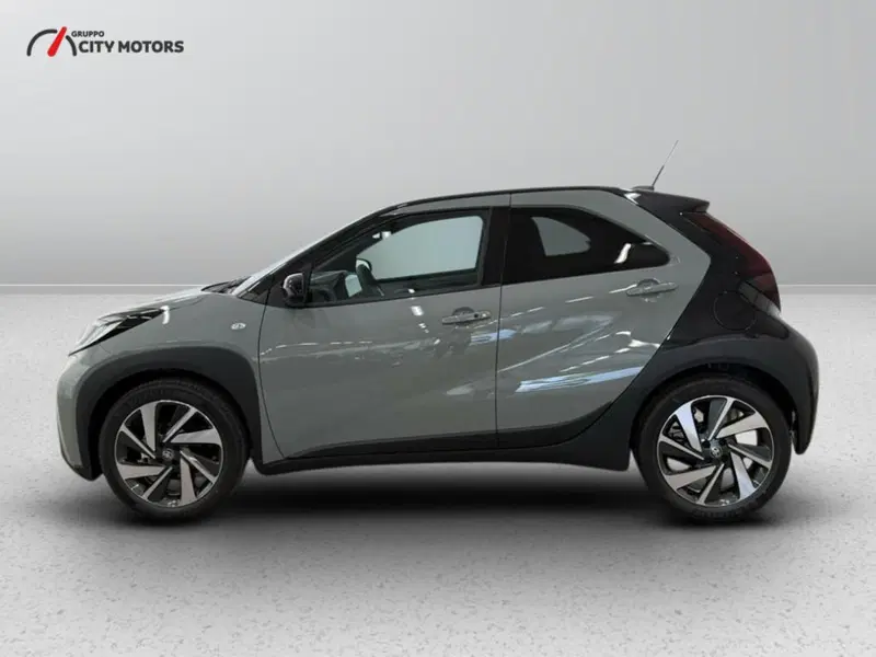 Toyota Aygo X usata a Monza e Brianza (3)