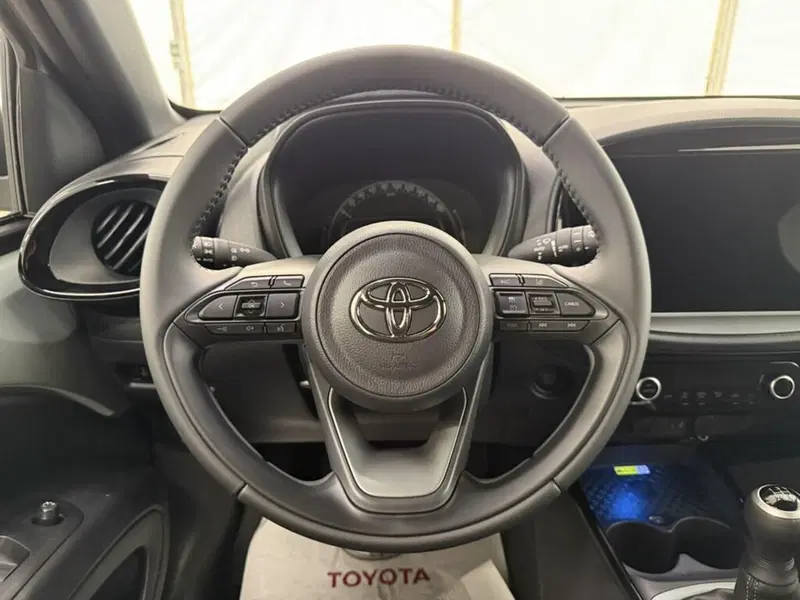 Toyota Aygo X usata a Monza e Brianza (7)