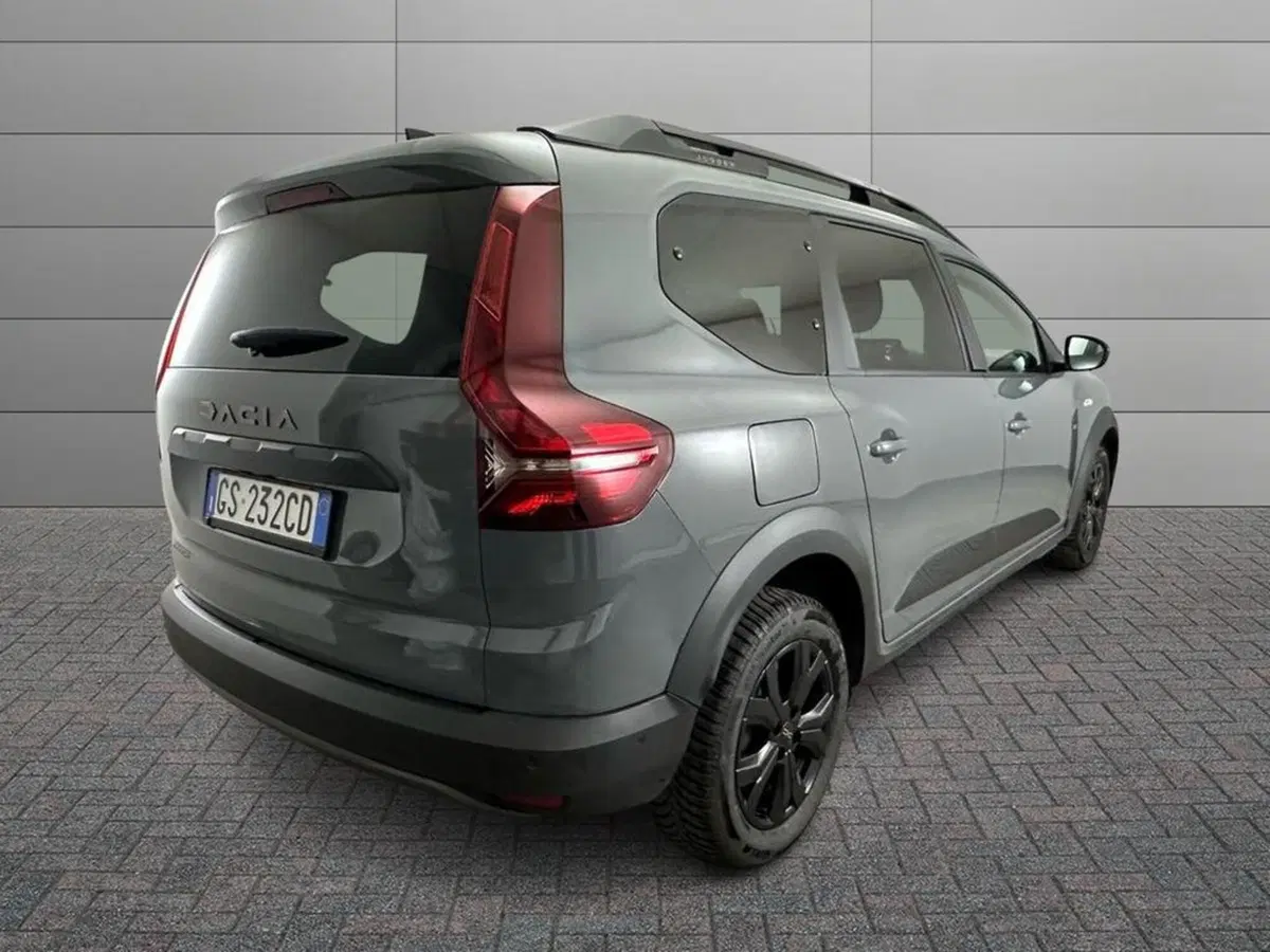 Dacia Jogger usata a Bolzano (4)