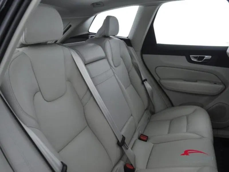 Volvo XC60 usata a Perugia (11)