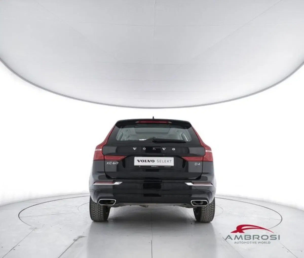 Volvo XC60 usata a Perugia (6)