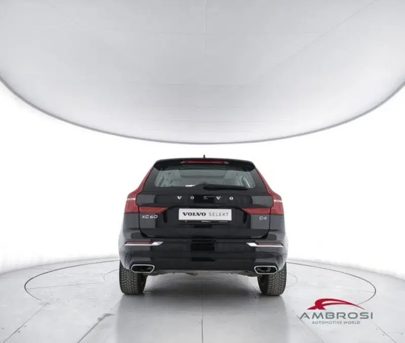 Volvo XC60 usata a Perugia (6)