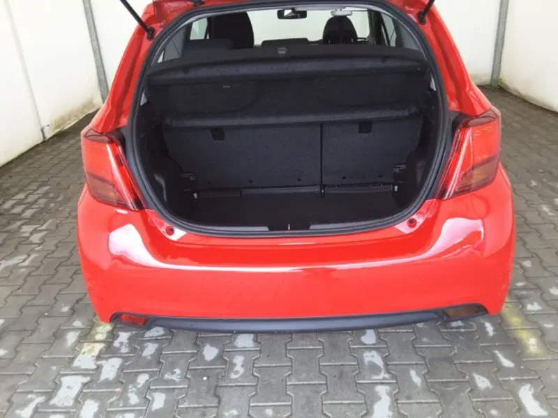 Toyota Yaris usata a Firenze (14)