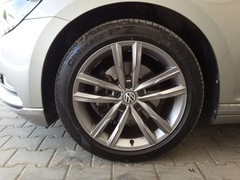 Volkswagen Passat Variant usata a Firenze (4)