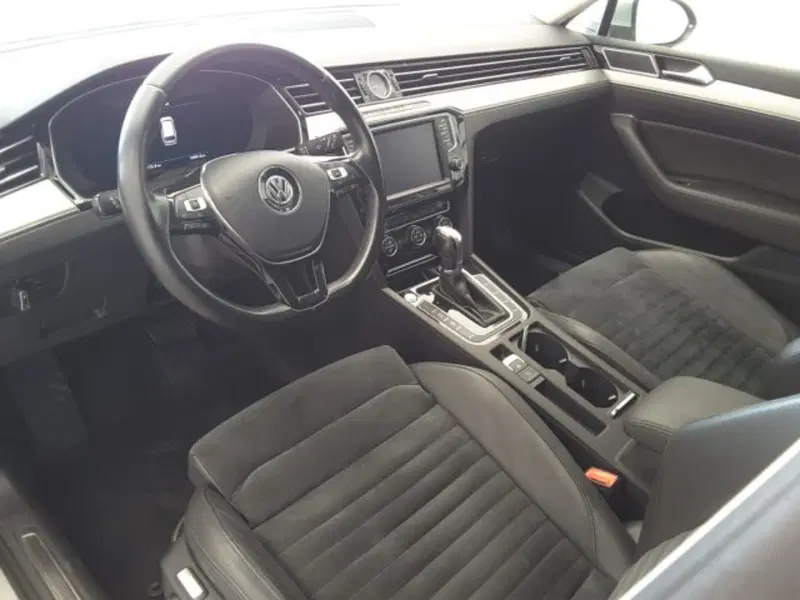 Volkswagen Passat Variant usata a Firenze (6)