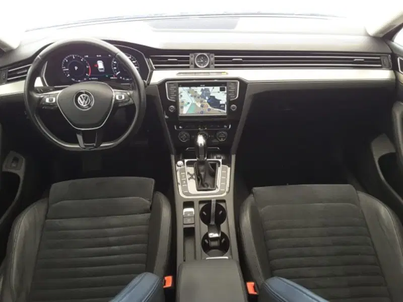 Volkswagen Passat Variant usata a Firenze (9)