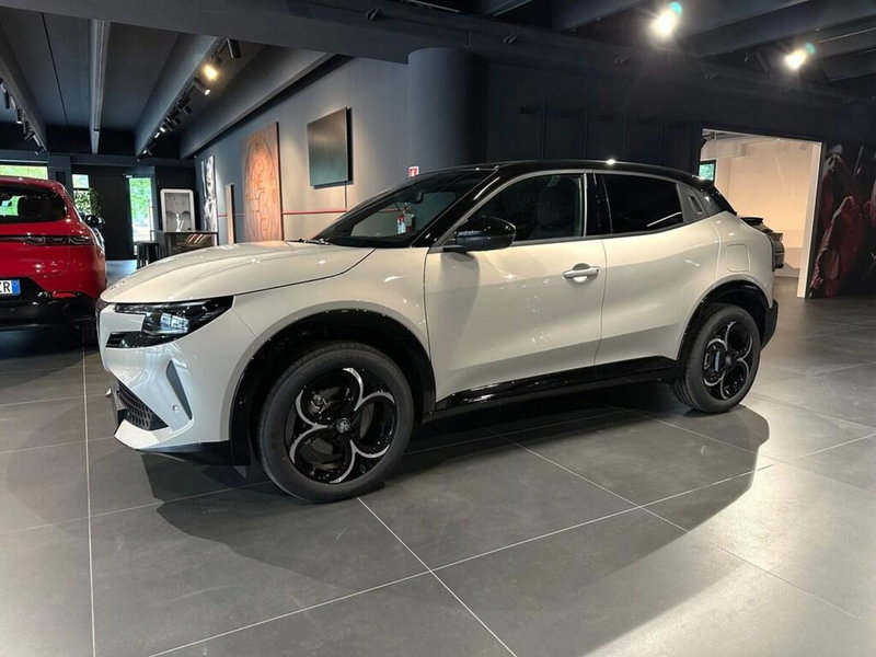 Alfa Romeo Junior nuova a Sondrio (2)