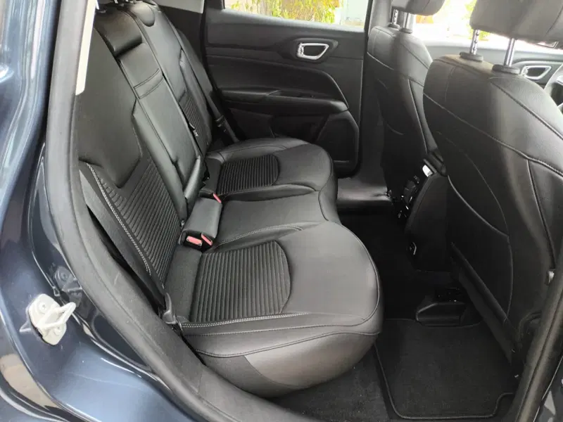 Jeep Compass usata a Bari (14)