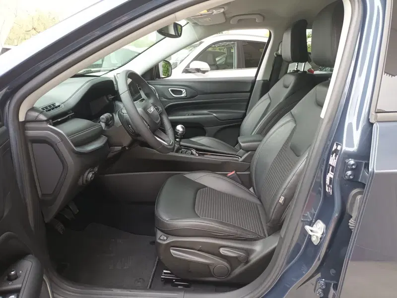 Jeep Compass usata a Bari (6)