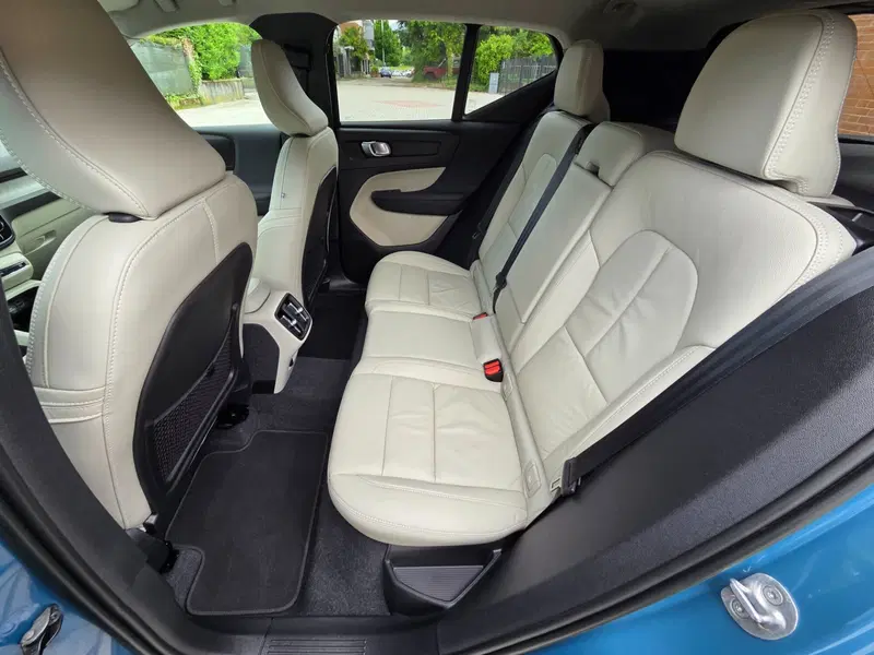 Volvo XC40 usata a Torino (12)