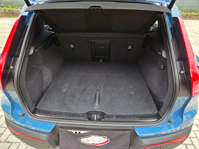 Volvo XC40 usata a Torino (17)