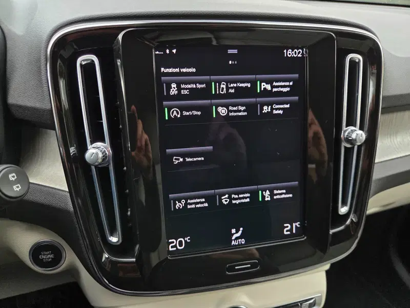 Volvo XC40 usata a Torino (20)