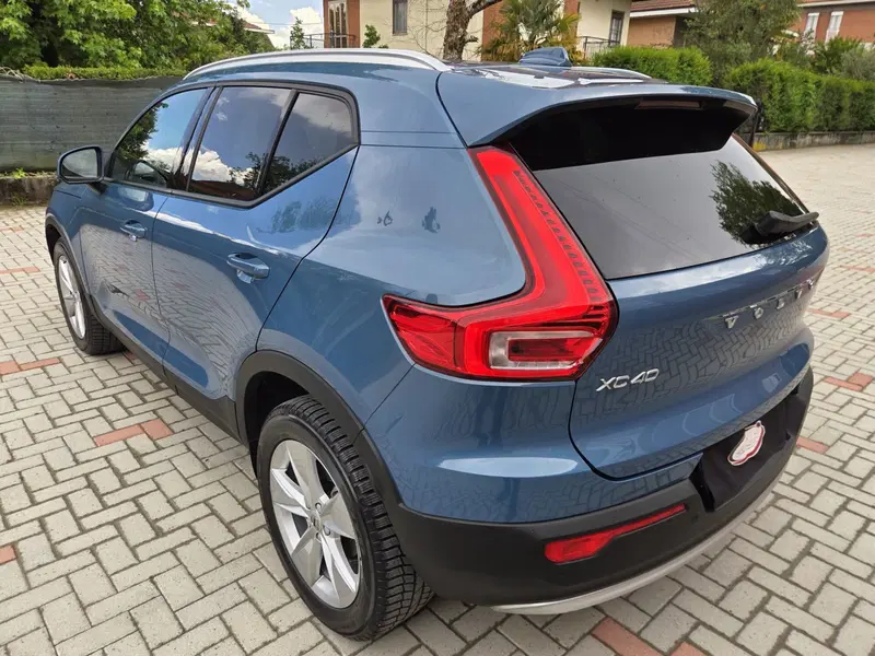 Volvo XC40 usata a Torino (4)