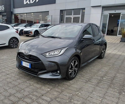 Toyota Yaris 1.5 Hybrid 5 porte Trend del 2025 usata a Rende