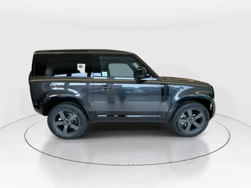 Land Rover Defender nuova a Modena (6)