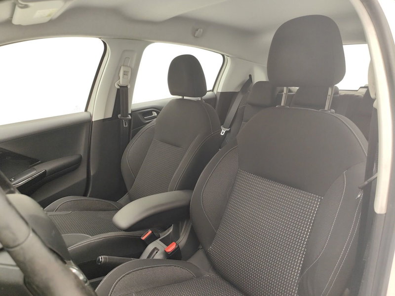 Peugeot 208 usata a Como (12)