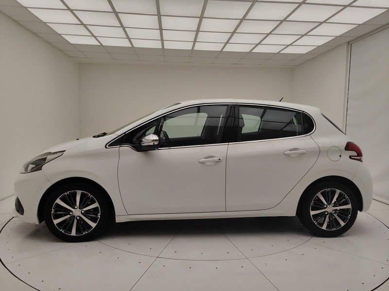 Peugeot 208 usata a Como (20)