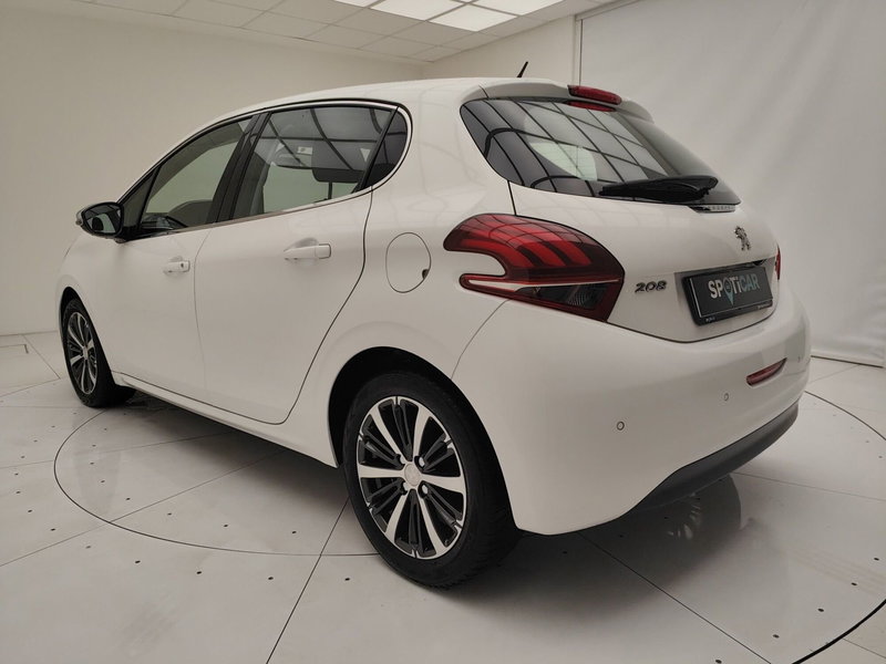 Peugeot 208 usata a Como (4)