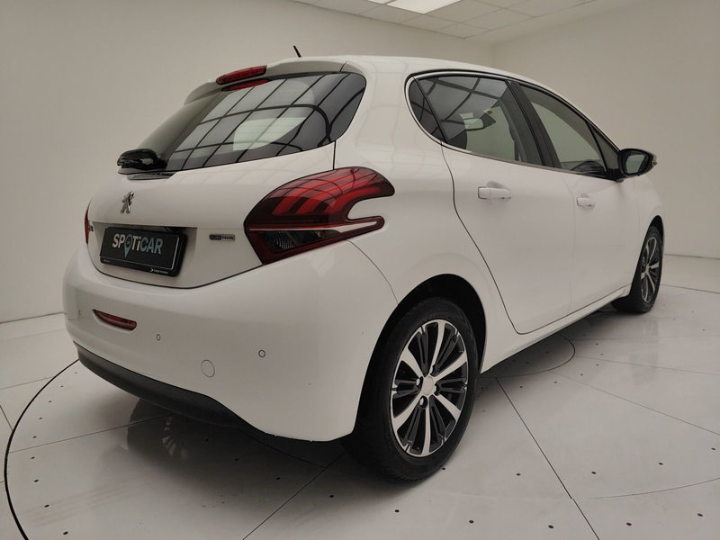 Peugeot 208 usata a Como (6)