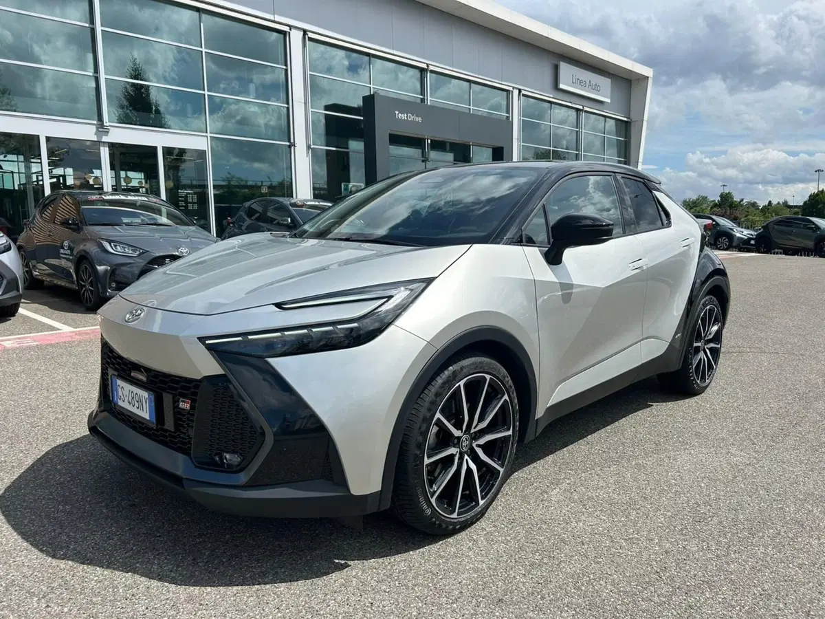 Toyota Toyota C-HR usata a Piacenza
