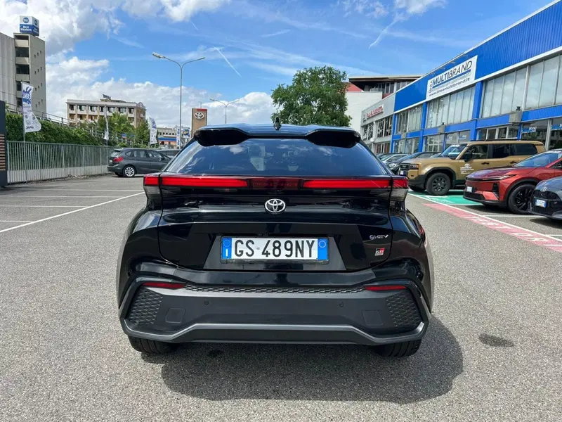 Toyota Toyota C-HR usata a Piacenza (7)