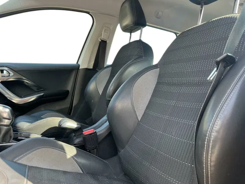 Peugeot 2008 usata a Sondrio (10)