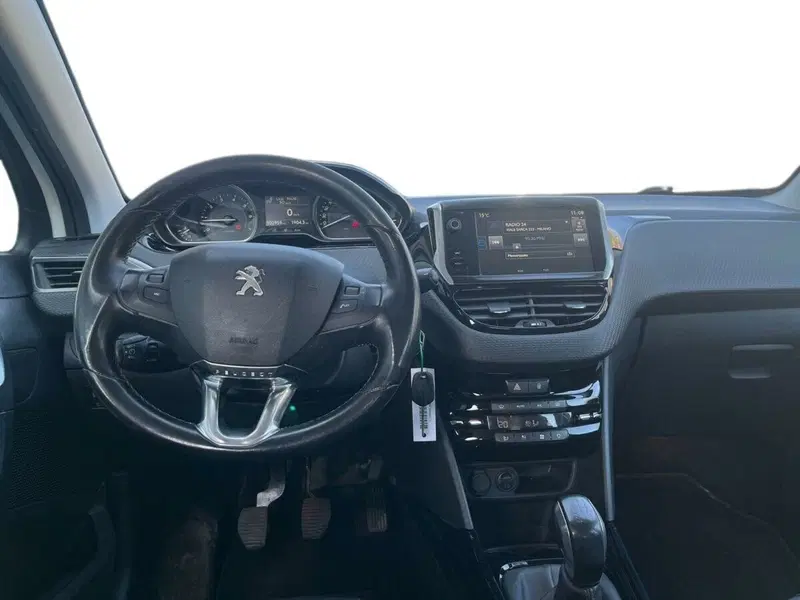 Peugeot 2008 usata a Sondrio (8)