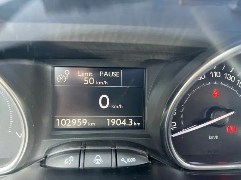 Peugeot 2008 usata a Sondrio (9)