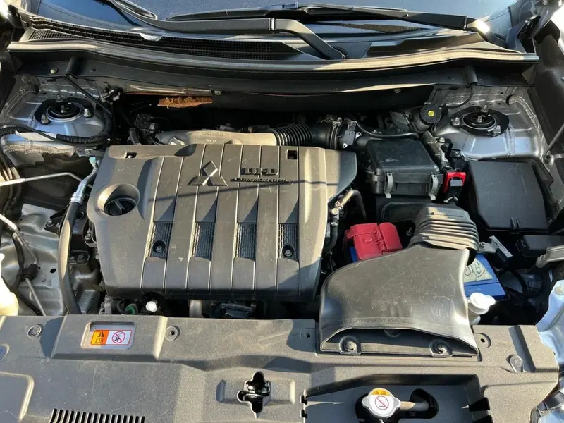 Mitsubishi Outlander usata a Sondrio (15)