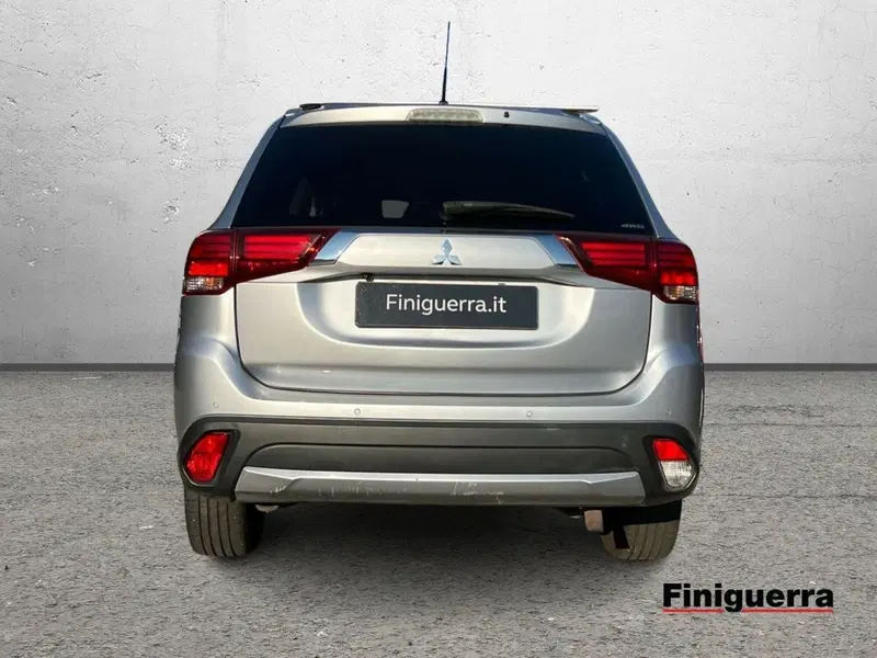 Mitsubishi Outlander usata a Sondrio (3)