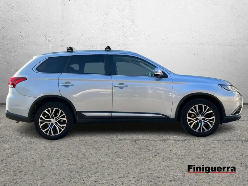 Mitsubishi Outlander usata a Sondrio (5)