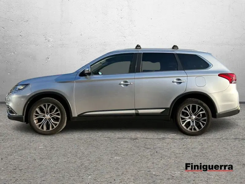 Mitsubishi Outlander usata a Sondrio (6)