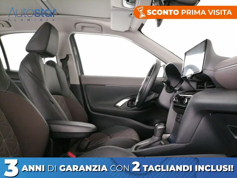 Toyota Yaris Cross usata a Roma (6)