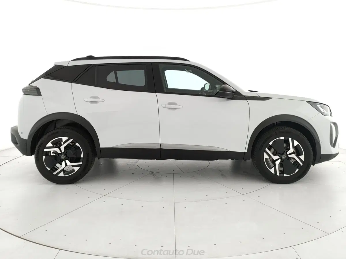 Peugeot 2008 nuova a Caserta (4)