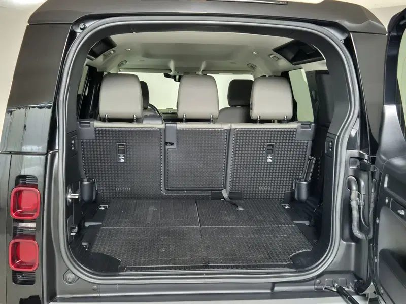 Land Rover Defender usata a Torino (13)