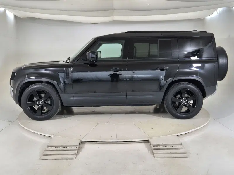Land Rover Defender usata a Torino (6)