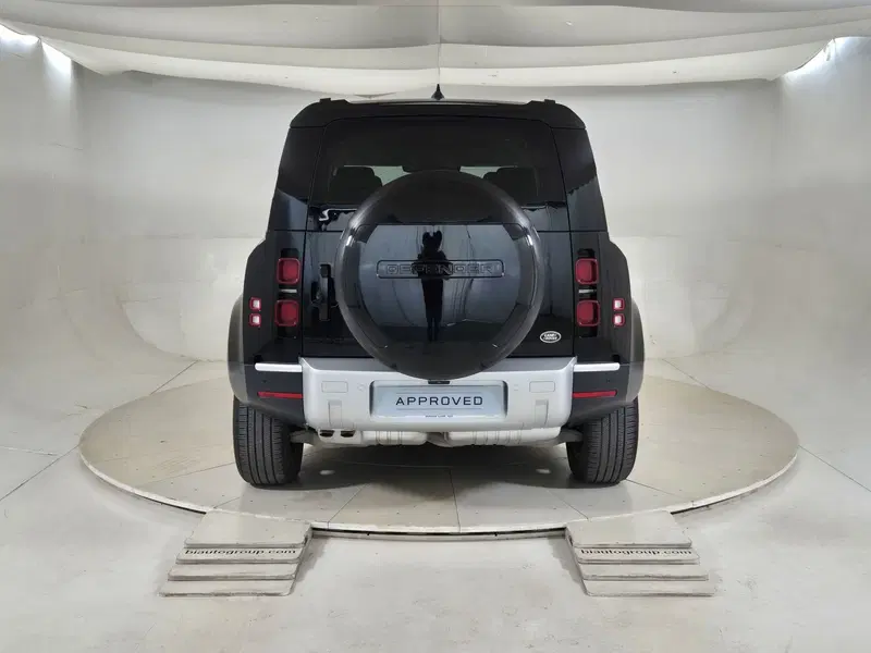 Land Rover Defender usata a Torino (7)
