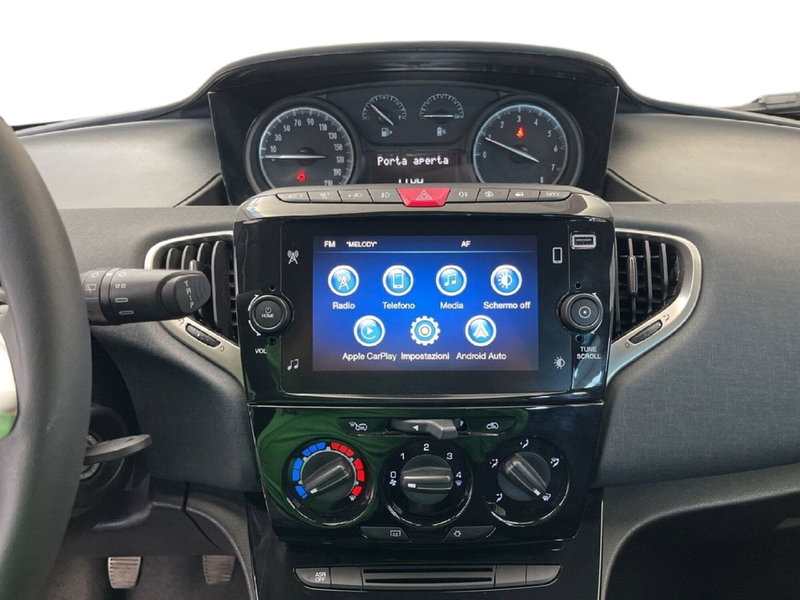 Lancia Ypsilon usata a Torino (11)