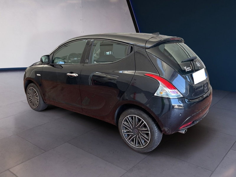 Lancia Ypsilon usata a Torino (4)