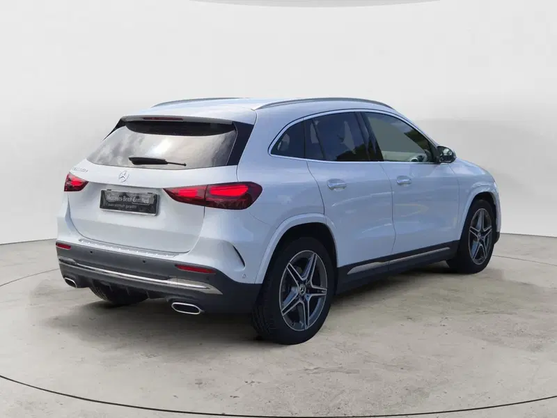 Mercedes-Benz GLA SUV usata  (4)