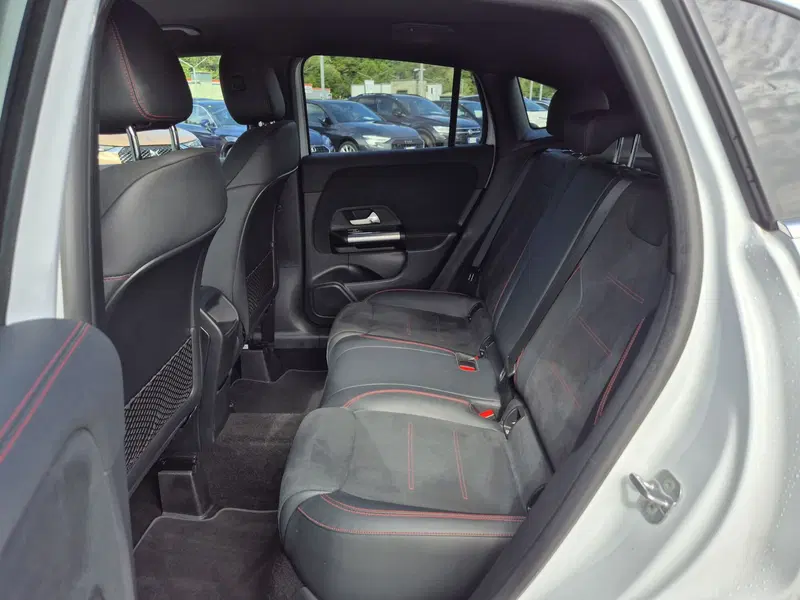 Mercedes-Benz GLA SUV usata  (7)