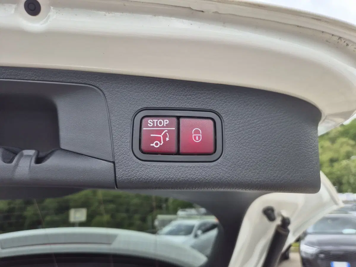Mercedes-Benz GLA SUV usata  (17)